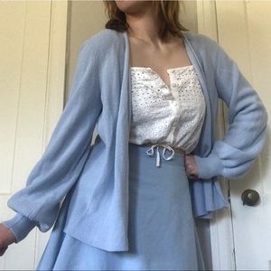 Verve amí pale blue cardigan with puffed sleeves